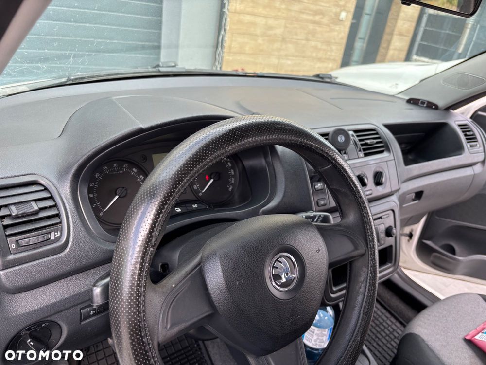 Skoda Fabia - 6