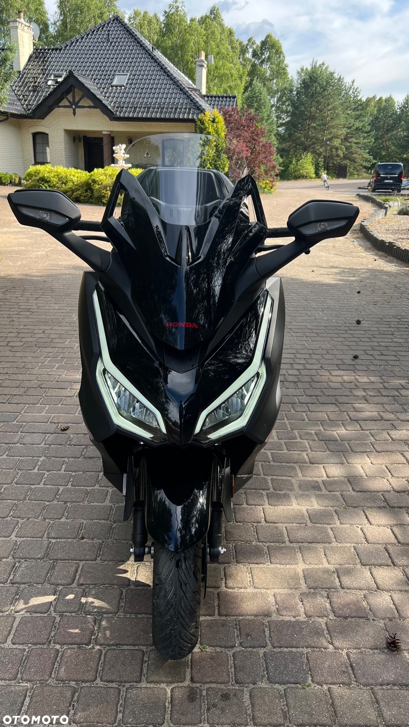 Honda NSS - 13