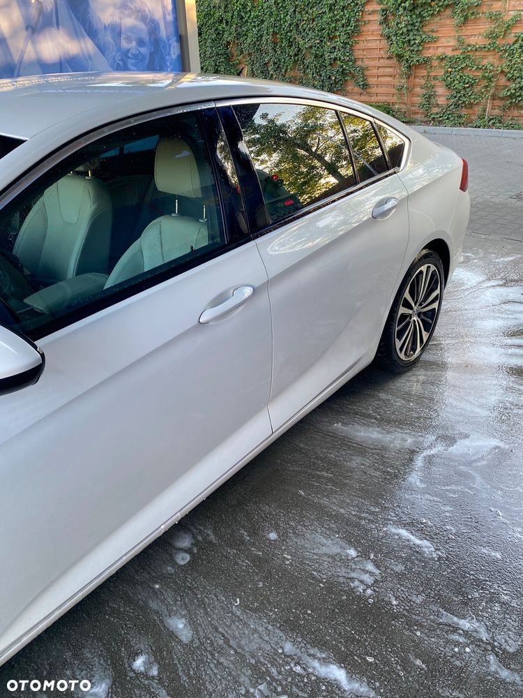 Opel Insignia 1.5 T GPF Elite S&S - 22