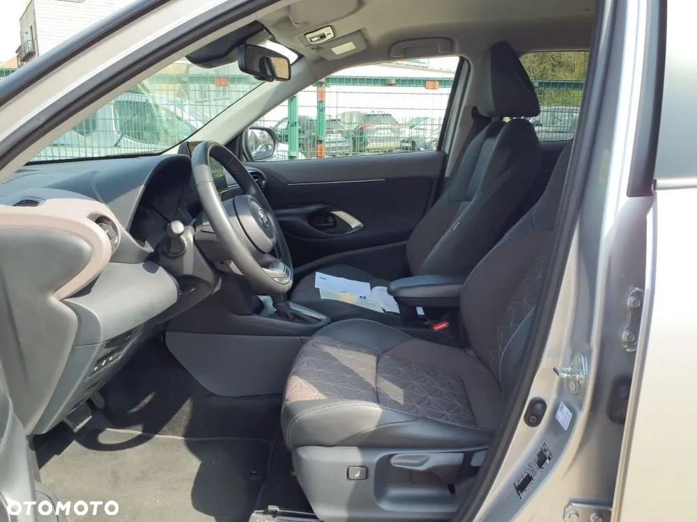 Toyota Yaris Cross - 4