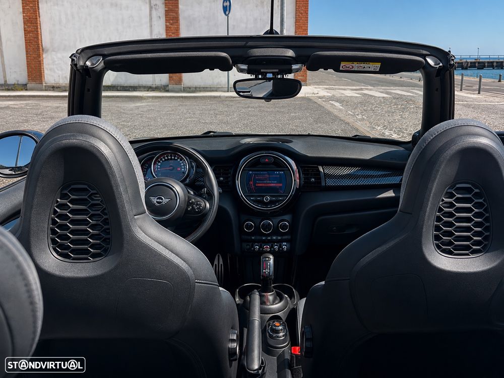 MINI Cabrio John Cooper Works Auto Desportiva - 16