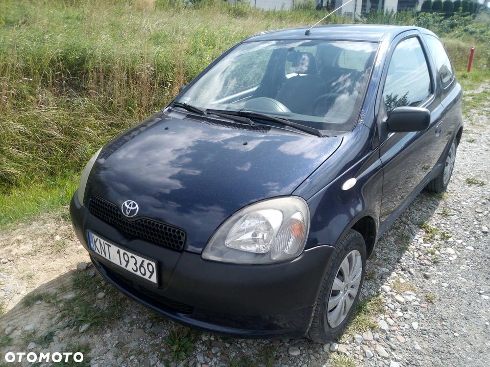 Toyota Yaris - 1