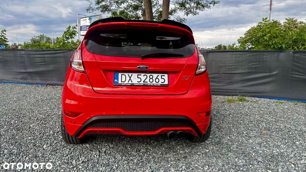 Ford Fiesta 1.6 EcoBoost mit Leder-Sport-Paket ST - 36
