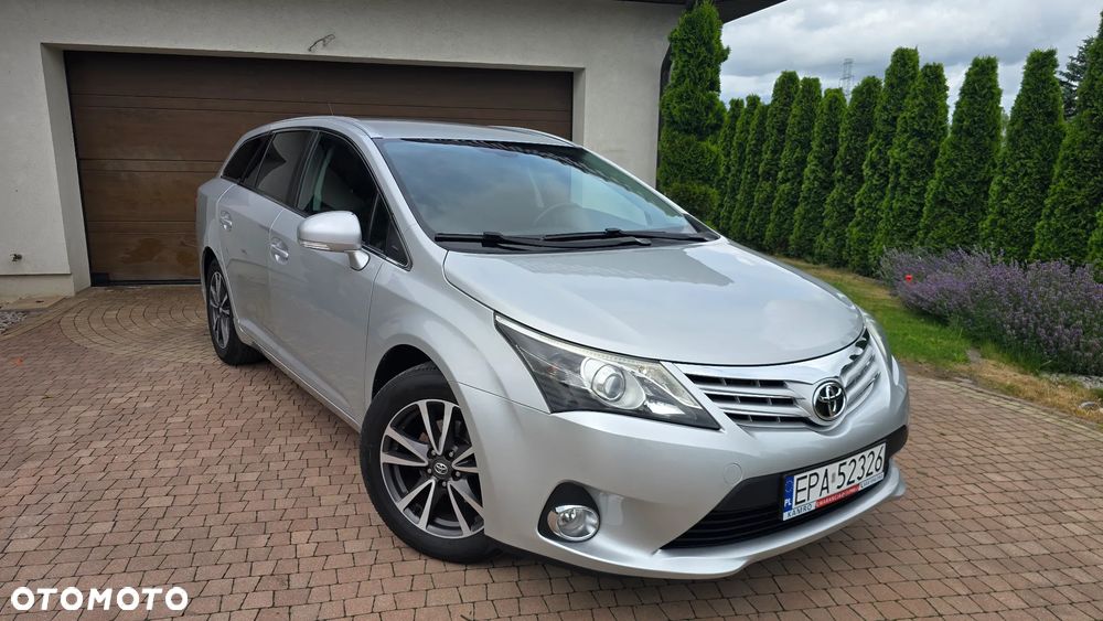 Toyota Avensis - 13