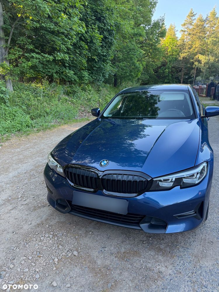 BMW Seria 3 318i - 2