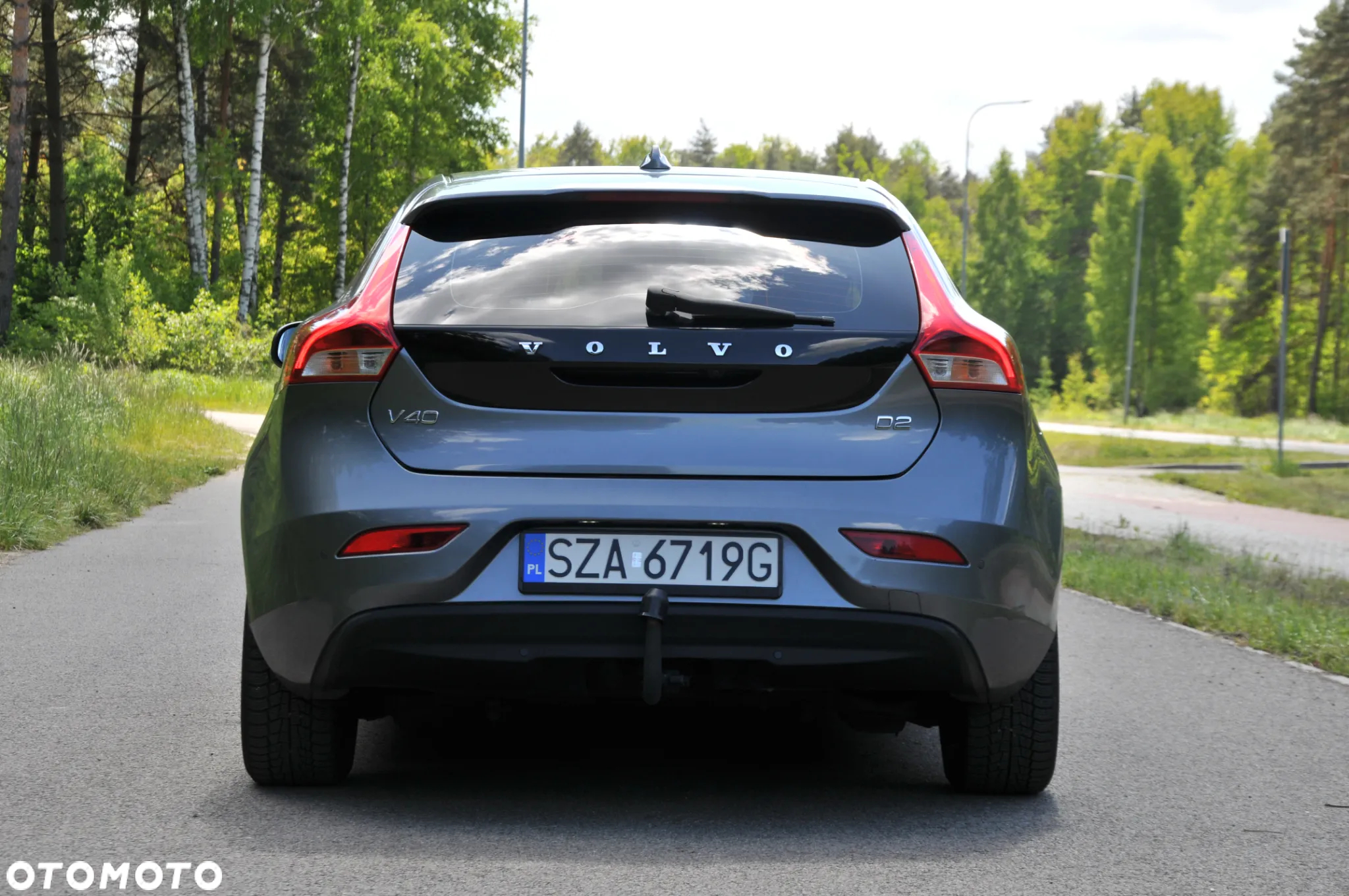 Volvo V40 D2 Drive-E Momentum - 13