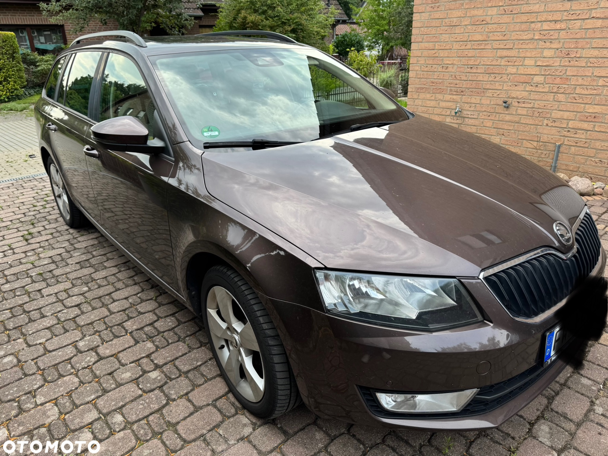 Skoda Octavia 2.0 TDI Elegance DSG - 2