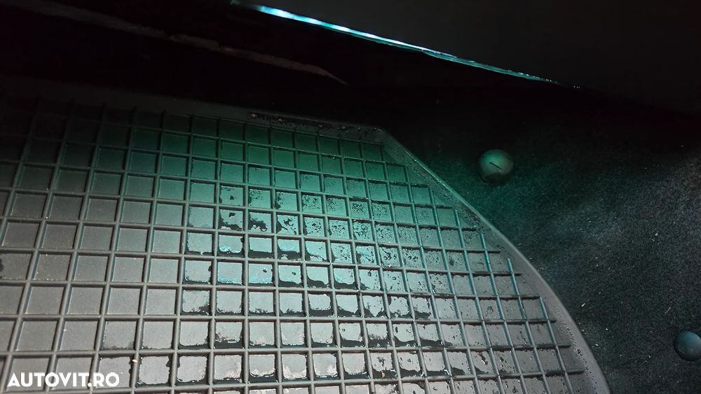 Dacia Lodgy dCi 110 Laureate - 17