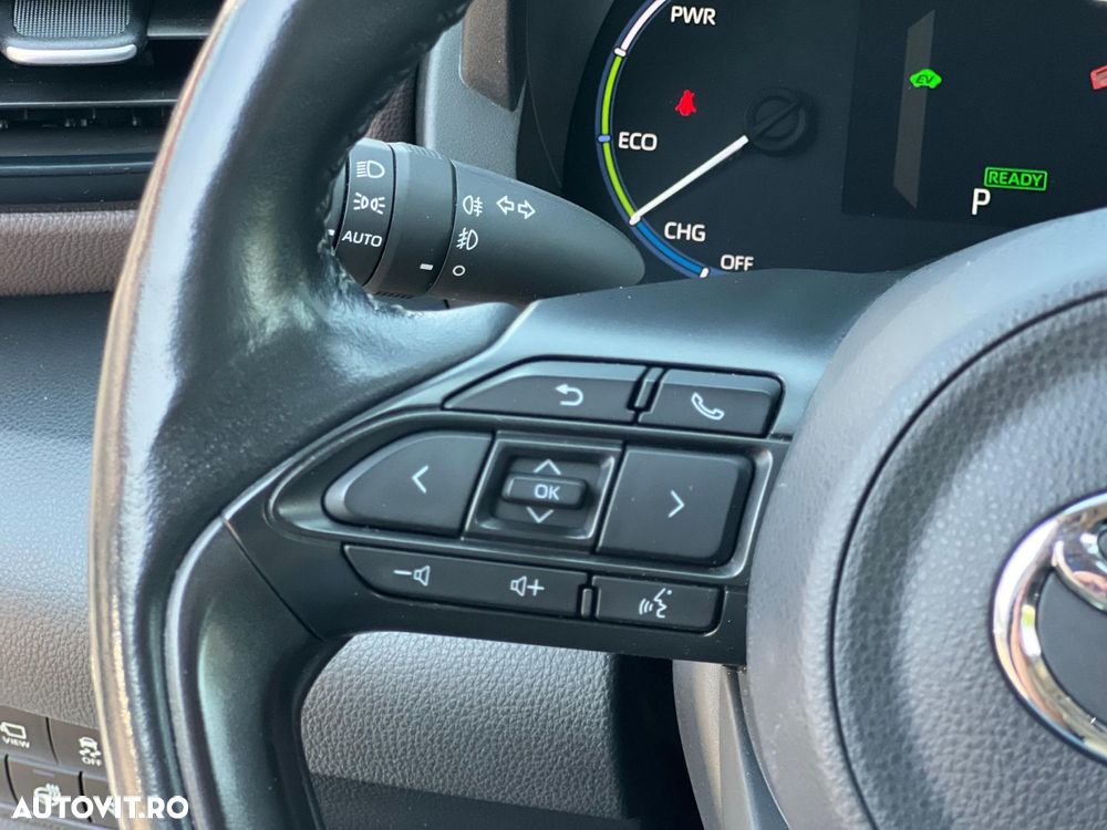 Toyota Yaris Cross - 18