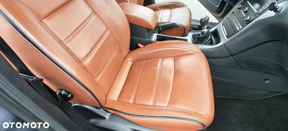 Ford Mondeo - 8