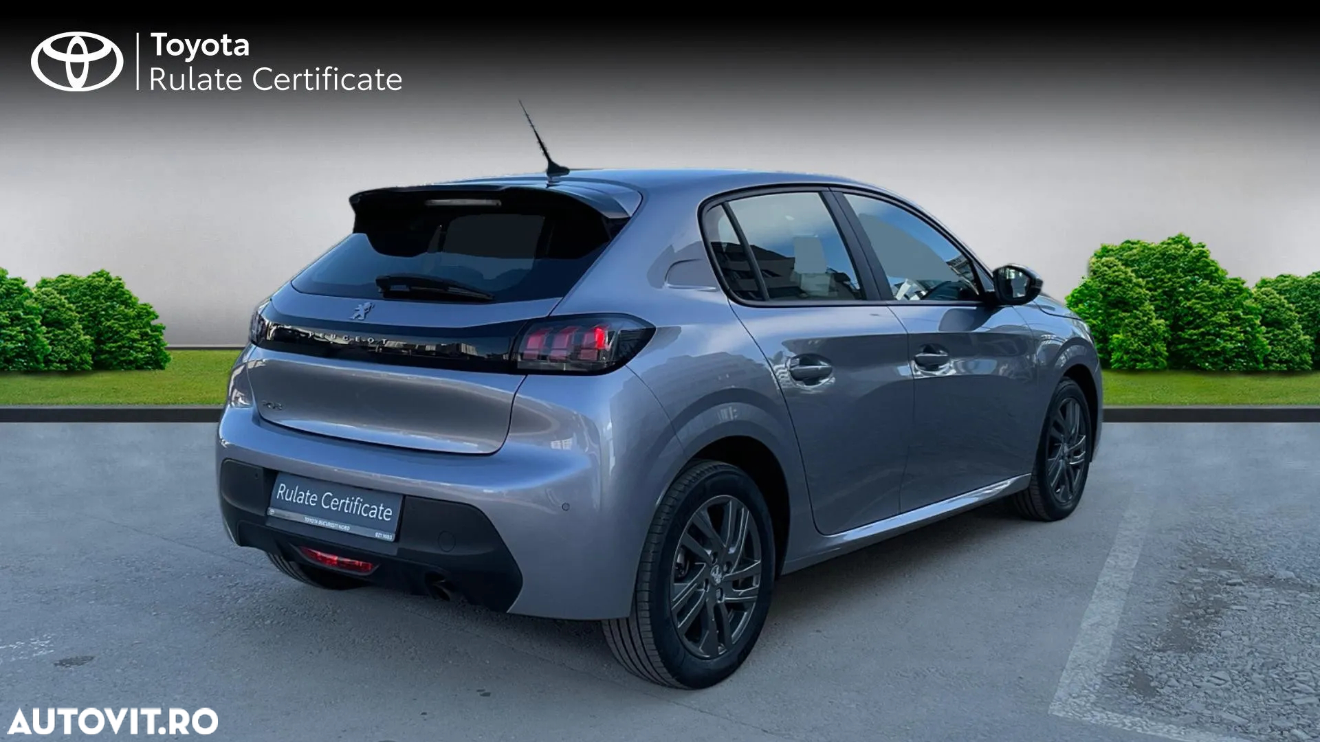 Peugeot 208 1.2 L PureTech STT EAT8 Allure - 26