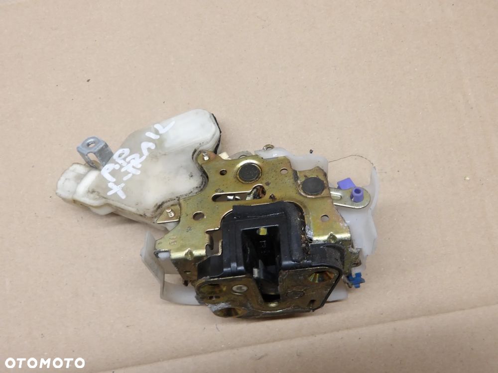 NISSAN X-TRAIL T30 00-07r. ZAMEK DRZWI PRAWY LEWY PRZÓD TYŁ 80552AA200 - 2