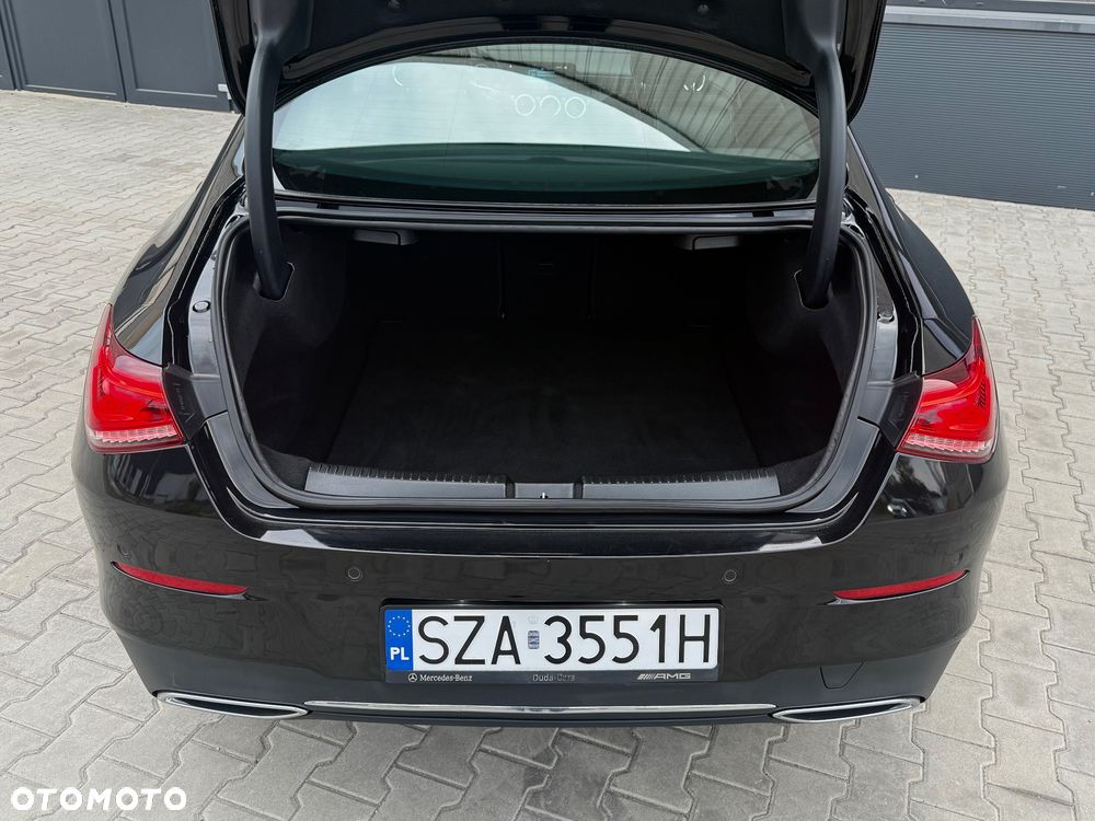 Mercedes-Benz CLA 180 7G-DCT Progressive Line Advanced - 36