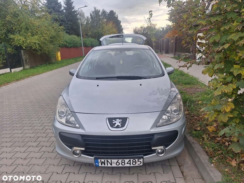 Peugeot 307