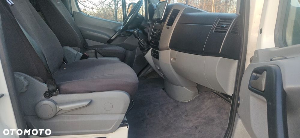 Volkswagen Crafter - 11