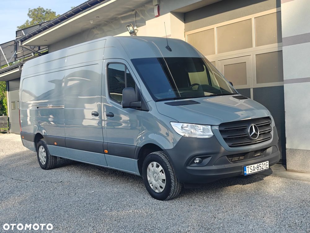 Mercedes-Benz Sprinter - 9