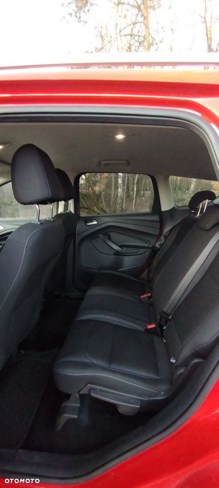 Ford Kuga 1.5 EcoBoost 2x4 Titanium - 15