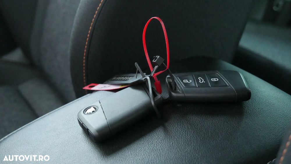Skoda Karoq 2.0 TDI SCR 4x4 DSG Clever - 37