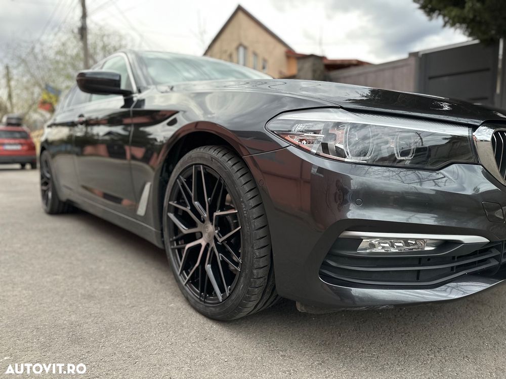 BMW Seria 5 520d AT - 2