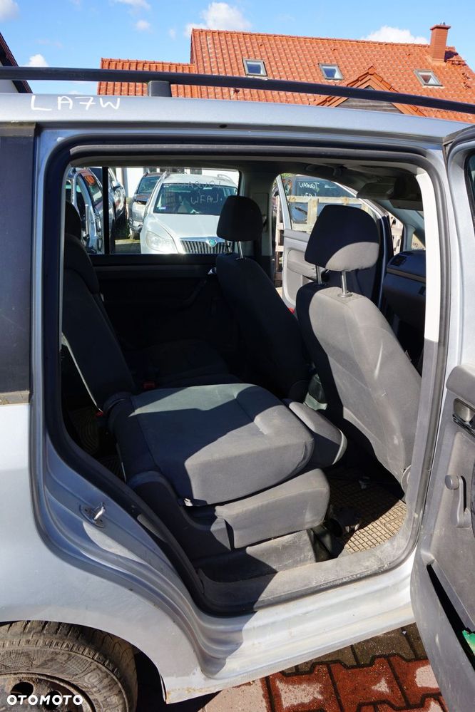 VOLKSWAGEN TOURAN I 1T 2006 LA7W 1.9 TDI BXE 105KM GQN SREBRNY na części - 16