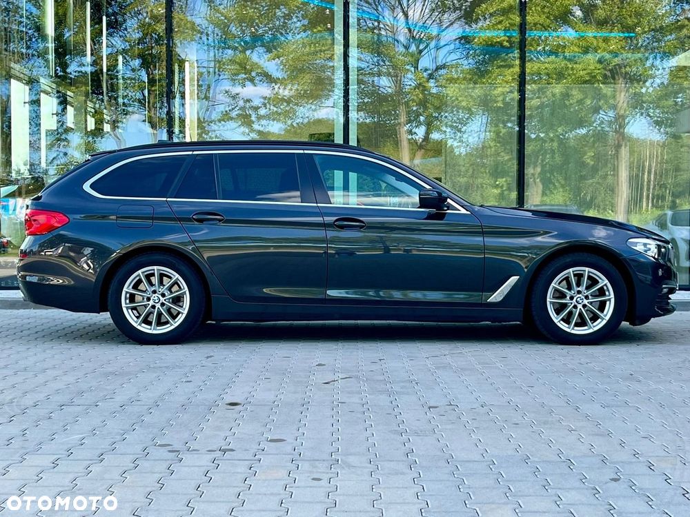 BMW Seria 5 520d - 4