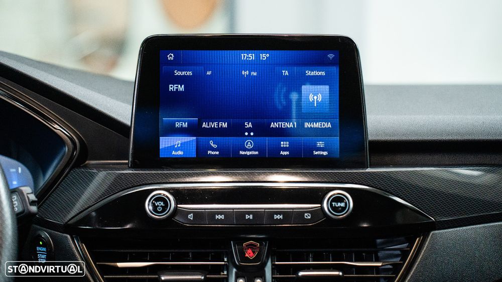 Ford Kuga 1.5 EcoBoost ST-LINE - 27