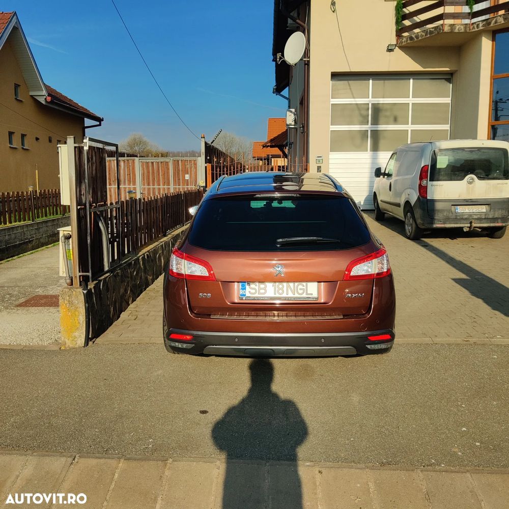 Peugeot 508 2.0 HDi FAP BMP Hybrid4 - 5