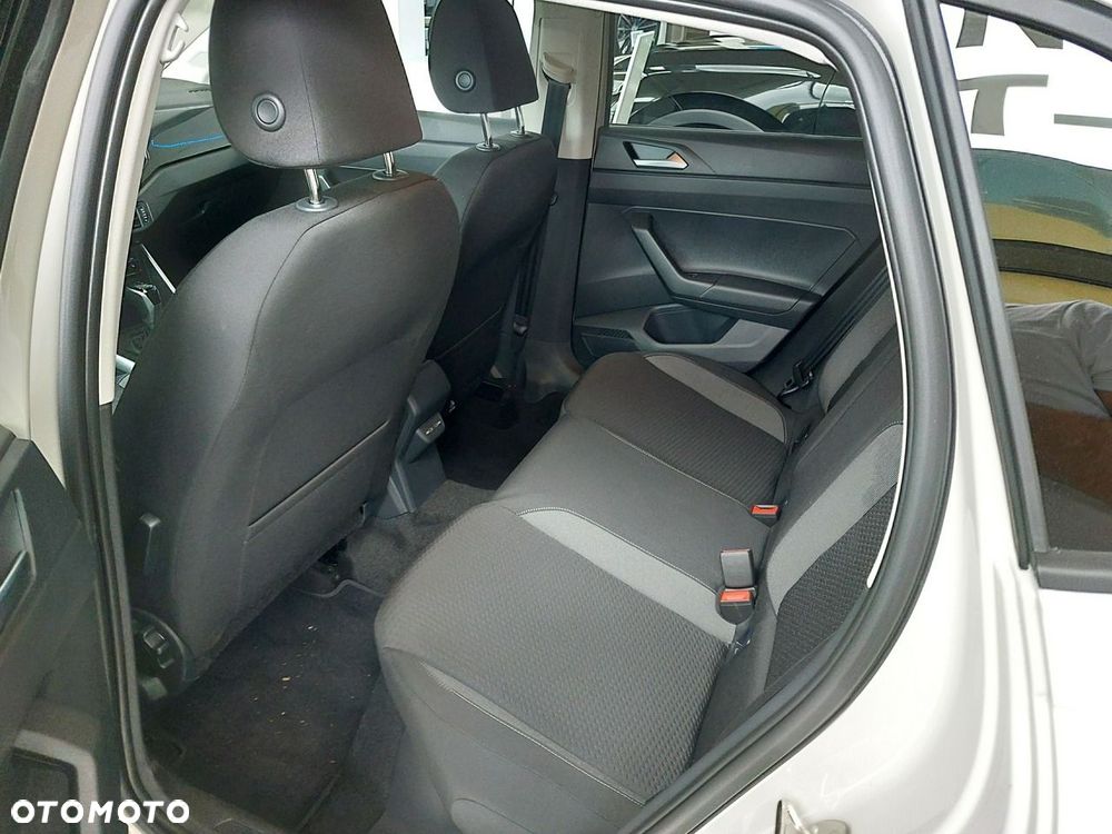 Volkswagen Polo 1.0 TSI Life Plus DSG - 11