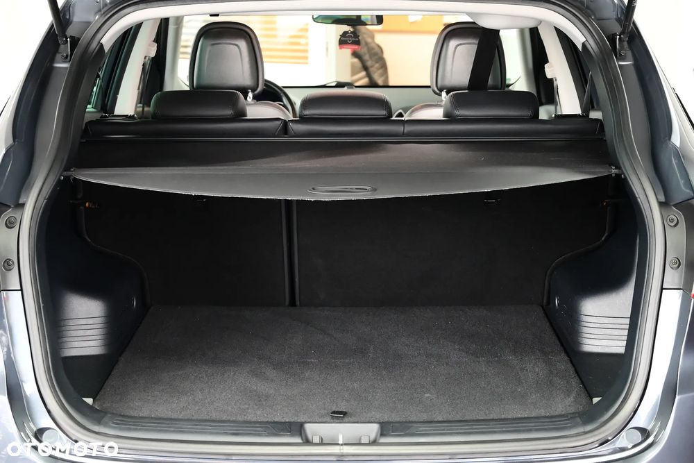 Hyundai ix35 2.0 CRDi 4WD Automatik Premium - 32