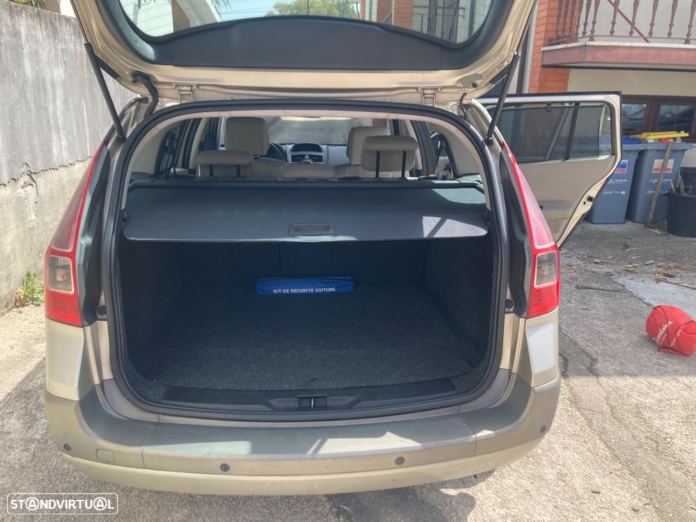 Renault Mégane Break 1.5 dCi Dynamique - 14