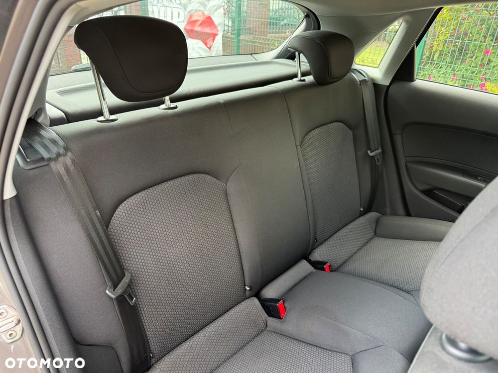 Audi A1 Sportback 1.0 TFSI ultra S tronic - 22