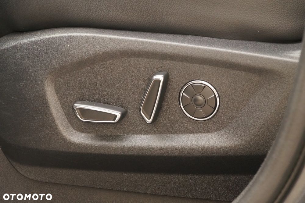 Ford S-Max 2.0 TDCi Titanium - 27