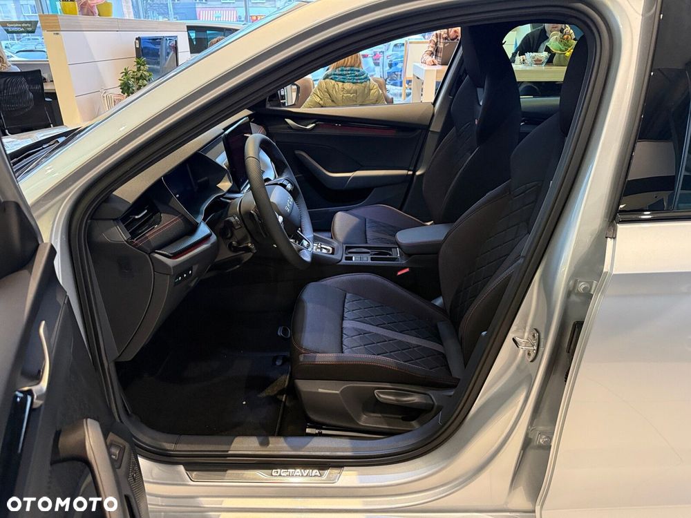 Skoda Octavia 2.0 TSI RS DSG - 10