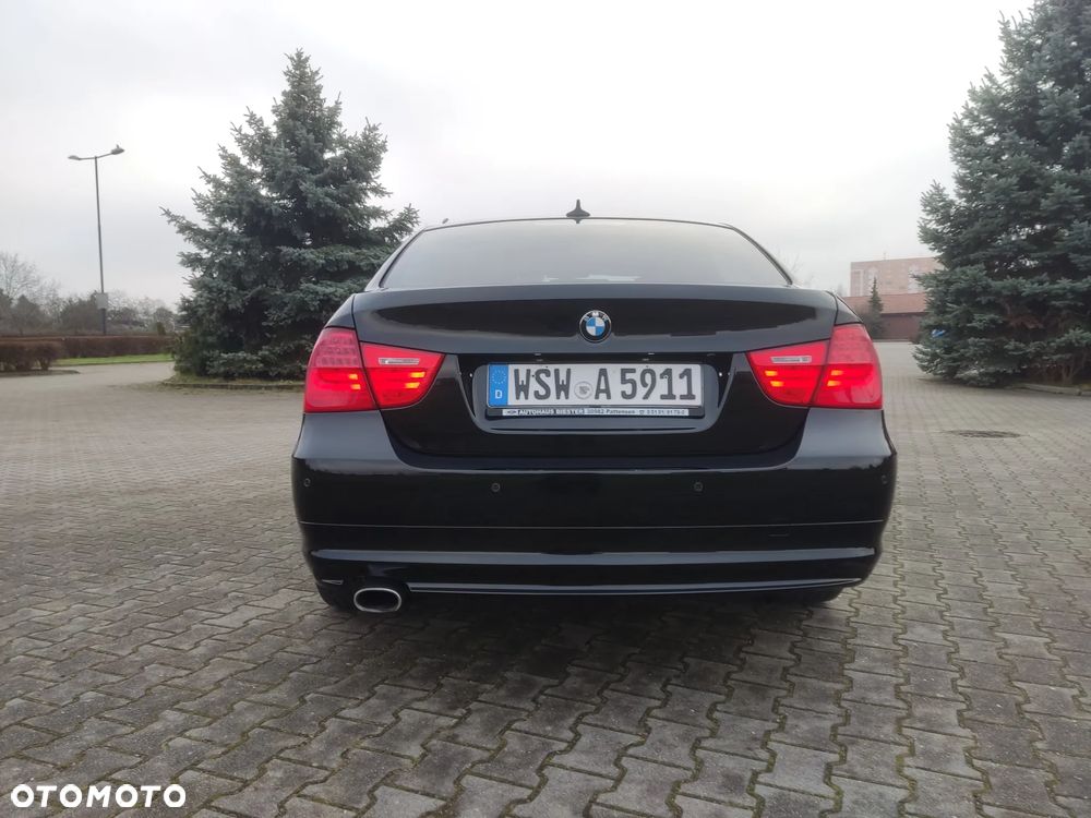 BMW Seria 3 320d DPF - 8