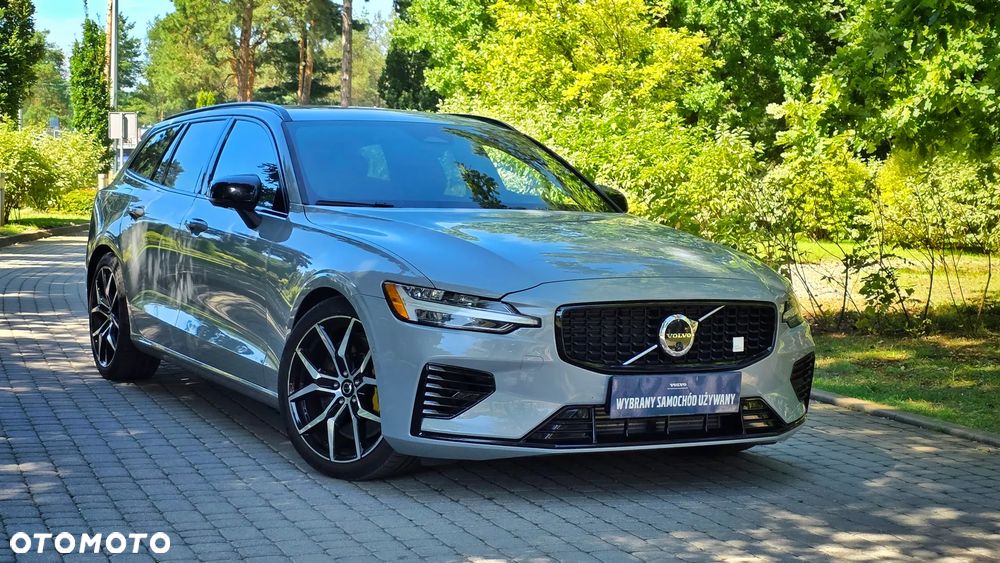 Volvo V60 T8 AWD Plug-In Hybrid Polestar Engineered - 4