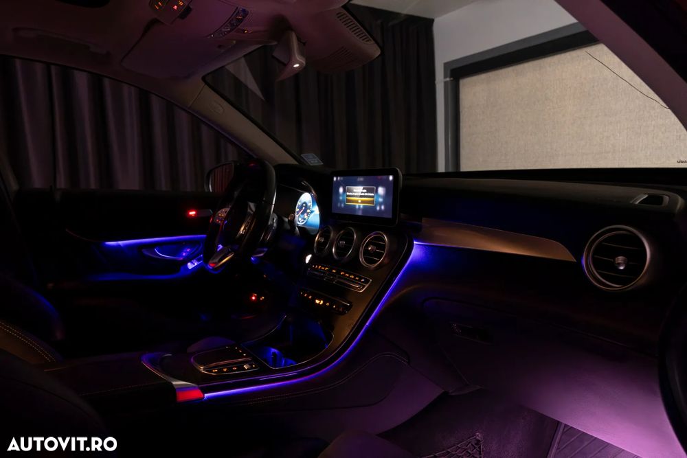 Mercedes-Benz GLC 300 d 4MATIC 9G-TRONIC AMG Line - 40