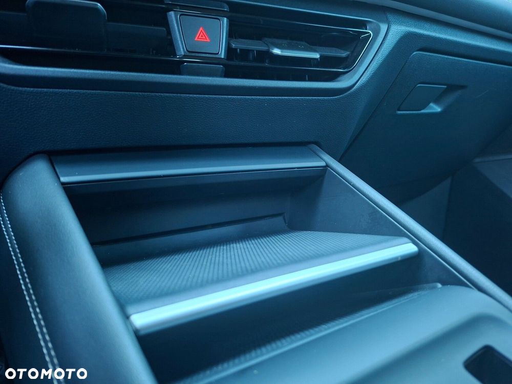 Volkswagen Tiguan - 23