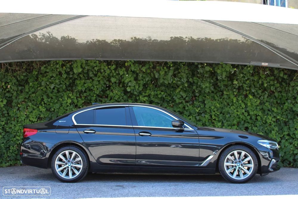 BMW 530 e iPerformance Line Luxury — fotografia 5