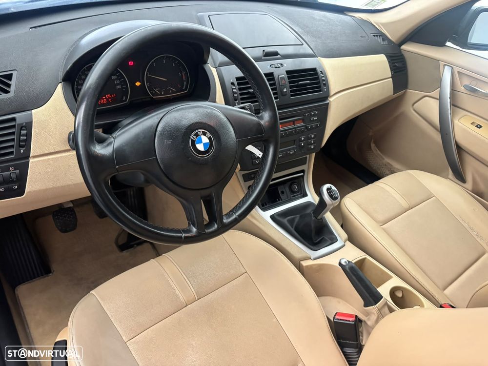 BMW X3 2.0 d - 7