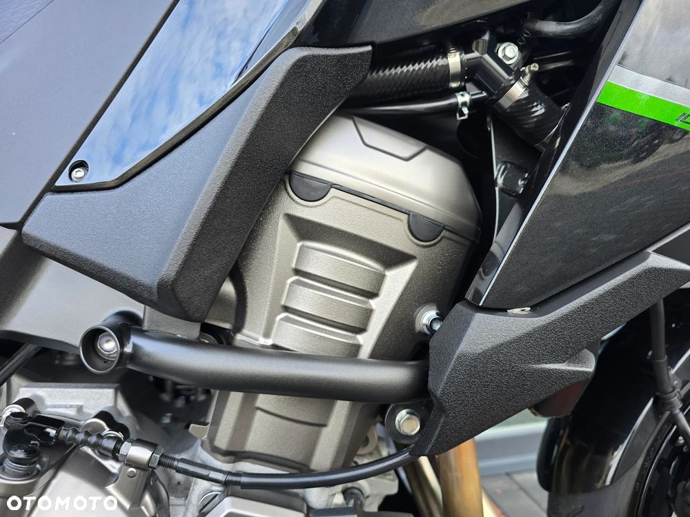 Kawasaki Versys 1000 - 16
