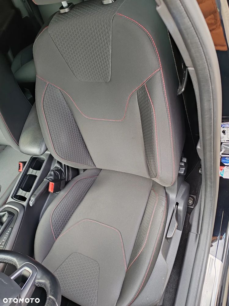 Ford Focus 1.5 EcoBoost Start-Stopp-System ST-Line - 26