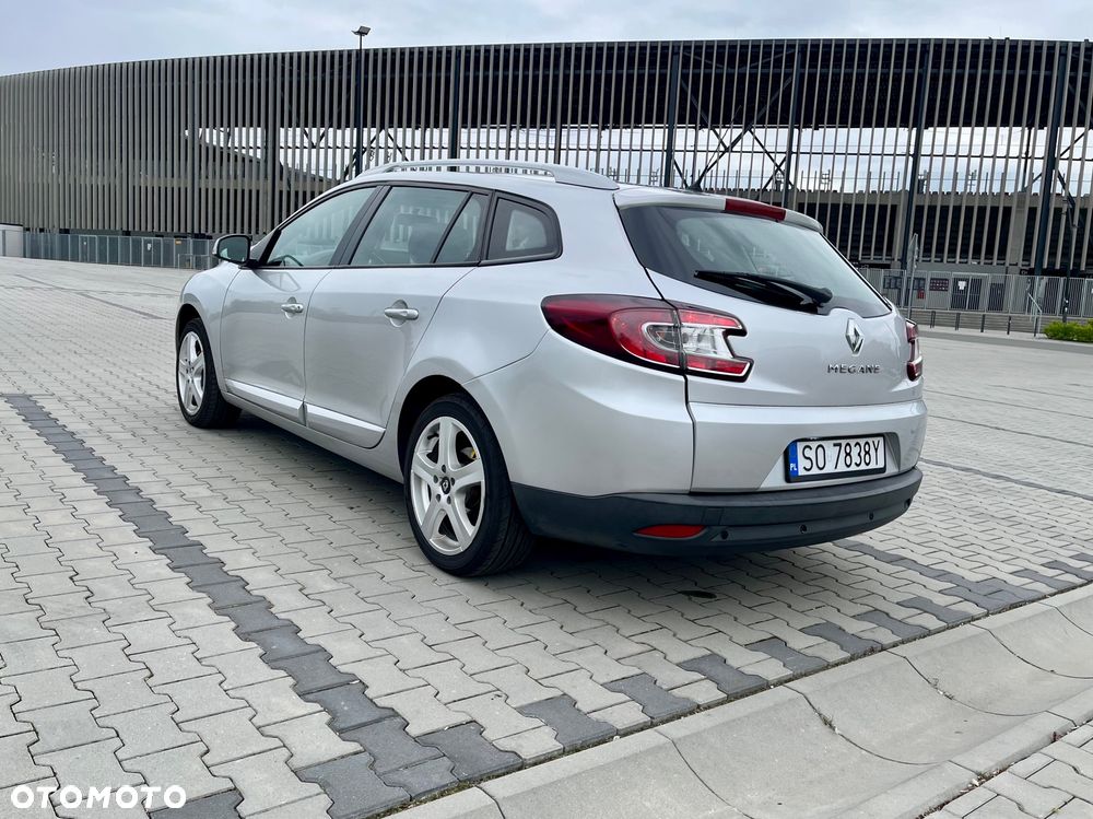 Renault Megane 1.6 16V 110 Authentique - 5