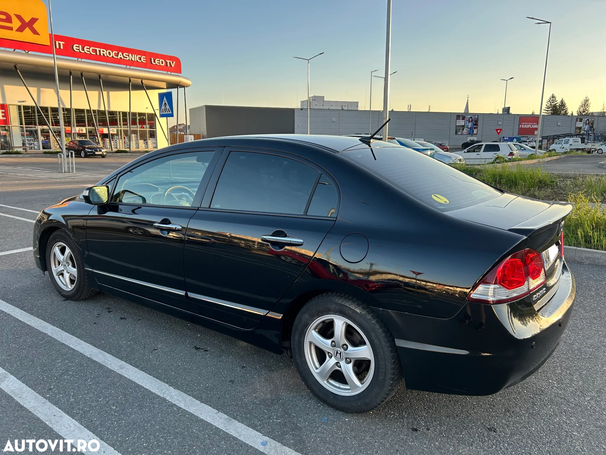 Honda Civic Hybrid 1.3i-DSI VTEC IMA CVT Elegance - 3