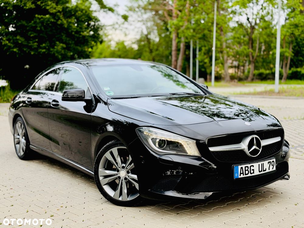 Mercedes-Benz CLA 200 AMG Line - 17