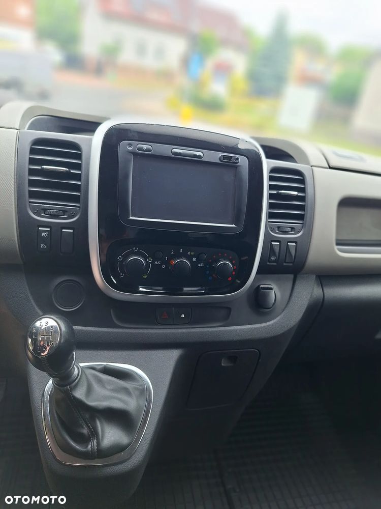 Renault Trafic - 14