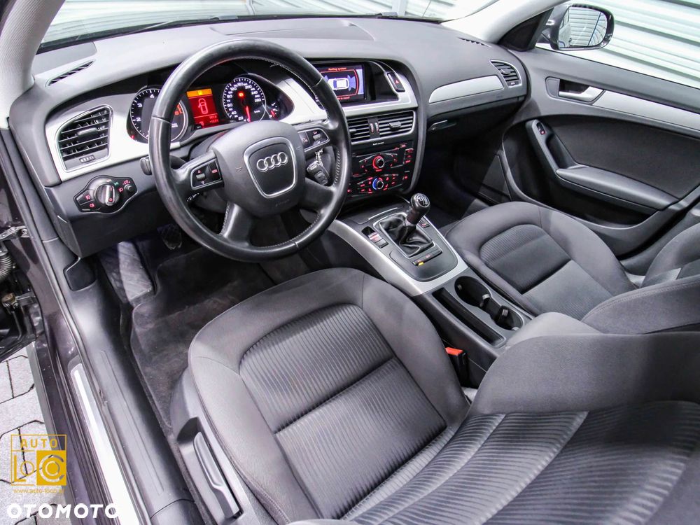 Audi A4 Avant 2.0 TDI - 16