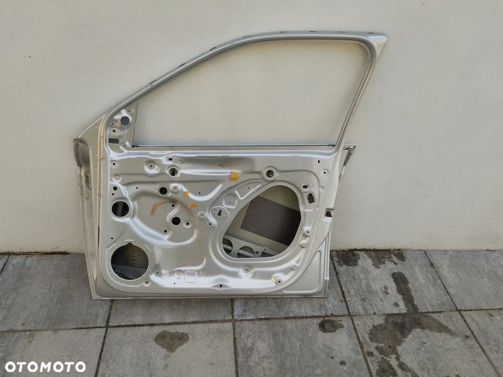 DRZWI PRAWE PRZÓD SKODA FABIA III 3 6V0831600 - 6