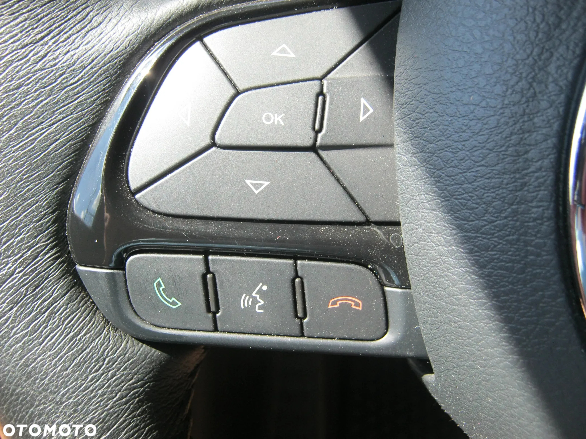 Jeep Renegade - 23