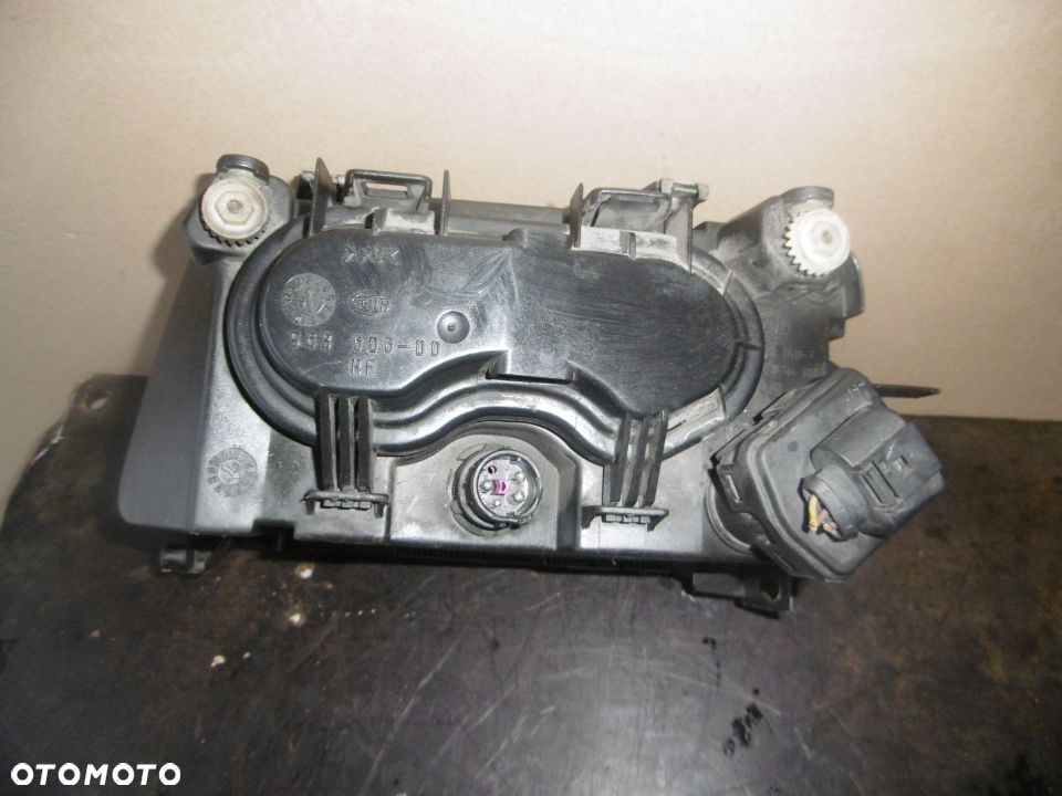 Lampa prawa Audi A3 8l HELLA EUROPA - 4