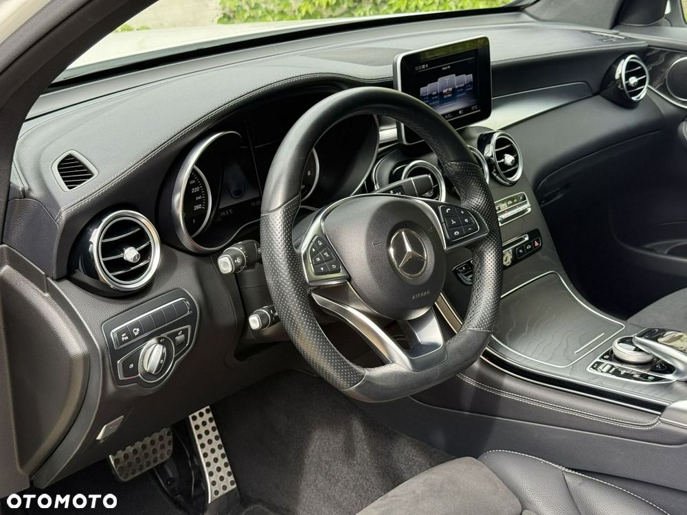 Mercedes-Benz GLC 220 d 4Matic 9G-TRONIC - 18